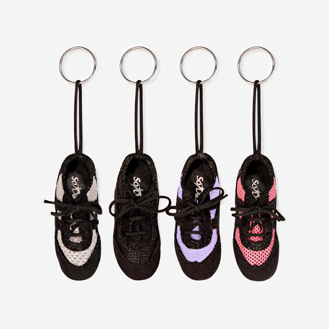 Mini Dance Sneaker Keychain - KC06 Keychains | Só Dança USA