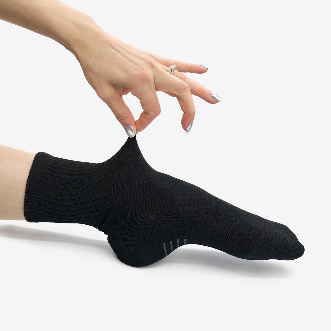 Kyita Socks with Grips - MD24